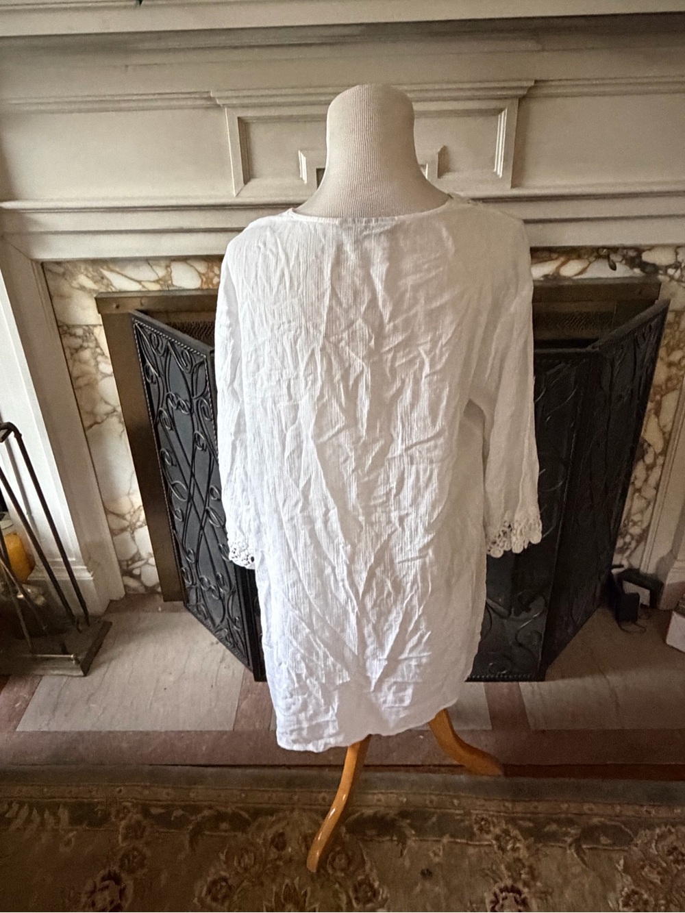La Blanca White Crochet-Trim Beach Tunic - Picture 5 of 5